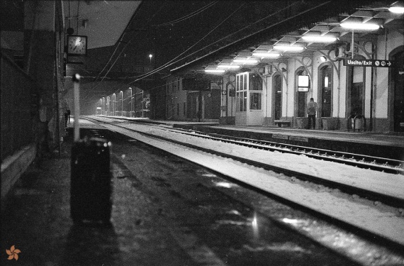 Leica M6 with Summicron 50mm type IV - Ilford HP5+ pushed to ISO1600